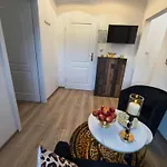 Fiona1 Centrum700m Parking Bezplatny Monitorowany Salon Tv Sypialnia Tv Kuchnia Lazienka Rekuperacja * كارباش