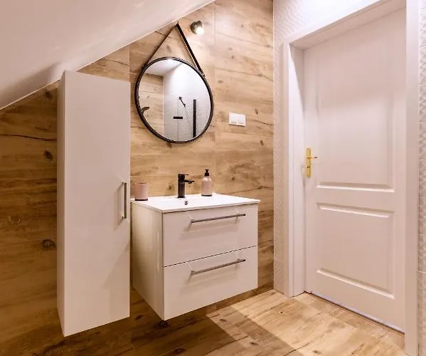 Fiona1 Centrum700m Parking Bezpłatny Monitorowany Salon Tv Sypialnia Tv Kuchnia łazienka Rekuperacja * Karpacz