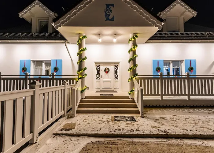 Apartament Fiona1 Centrum700m Parking Bezpłatny Monitorowany Salon Tv Sypialnia Tv Kuchnia łazienka Rekuperacja Karpacz