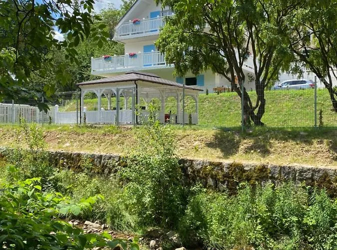 Apartament Fiona1 Centrum700m Parking Bezpłatny Monitorowany Salon Tv Sypialnia Tv Kuchnia łazienka Rekuperacja