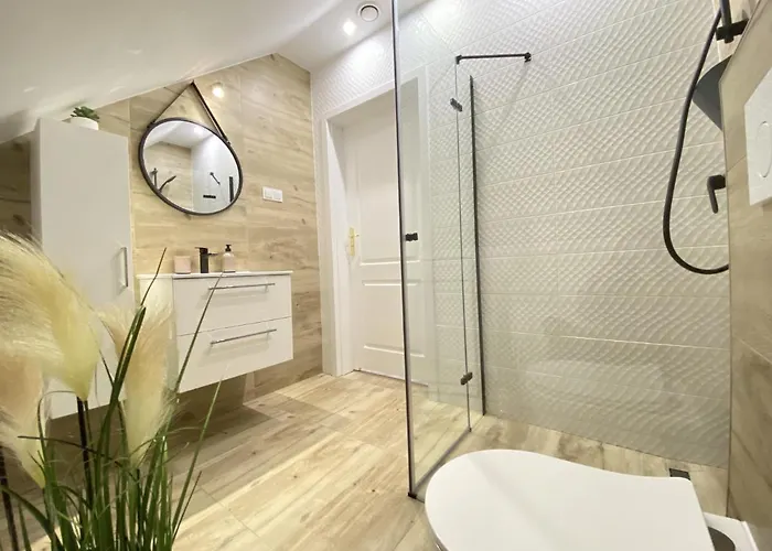 Fiona1 Centrum700m Parking Bezpłatny Monitorowany Salon Tv Sypialnia Tv Kuchnia łazienka Rekuperacja *