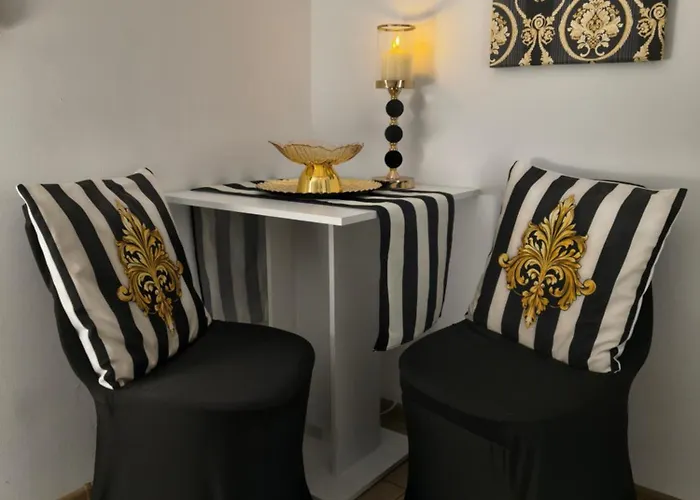 Fiona1 Centrum700m Parking Bezpłatny Monitorowany Salon Tv Sypialnia Tv Kuchnia łazienka Rekuperacja Apartament