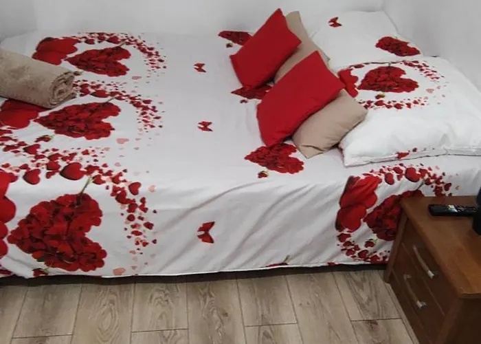 Fiona1 Centrum700m Parking Bezpłatny Monitorowany Salon Tv Sypialnia Tv Kuchnia łazienka Rekuperacja Apartament