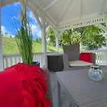 Apartamento Fiona1 Centrum700m Parking Bezplatny Monitorowany Salon Tv Sypialnia Tv Kuchnia Lazienka Rekuperacja