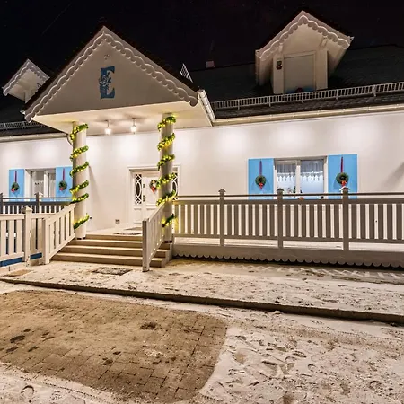 Apartament Fiona1 Centrum700m Parking Bezpłatny Monitorowany Salon Tv Sypialnia Tv Kuchnia łazienka Rekuperacja Karpacz