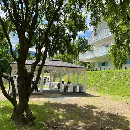 Fiona1 Centrum700m Parking Bezplatny Monitorowany Salon Tv Sypialnia Tv Kuchnia Lazienka Rekuperacja 카르파츠