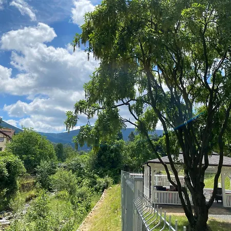 Fiona1 Centrum700m Parking Bezplatny Monitorowany Salon Tv Sypialnia Tv Kuchnia Lazienka Rekuperacja 아파트 카르파츠