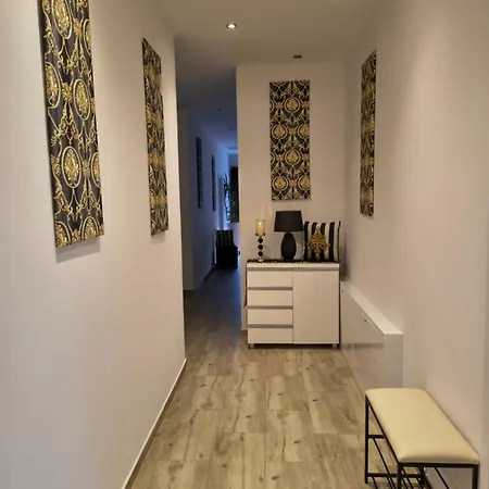 Appartamento Fiona1 Centrum700m Parking Bezplatny Monitorowany Salon Tv Sypialnia Tv Kuchnia Lazienka Rekuperacja Karpacz