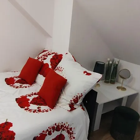 Fiona1 Centrum700m Parking Bezpłatny Monitorowany Salon Tv Sypialnia Tv Kuchnia łazienka Rekuperacja