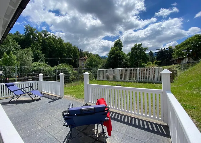 شقة Fiona1 Centrum700m Parking Bezplatny Monitorowany Salon Tv Sypialnia Tv Kuchnia Lazienka Rekuperacja *